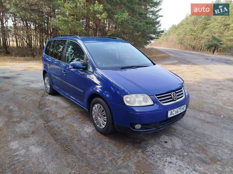Volkswagen Touran (2004)