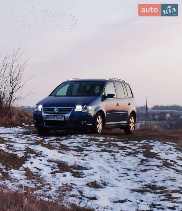Volkswagen Touran (2008)