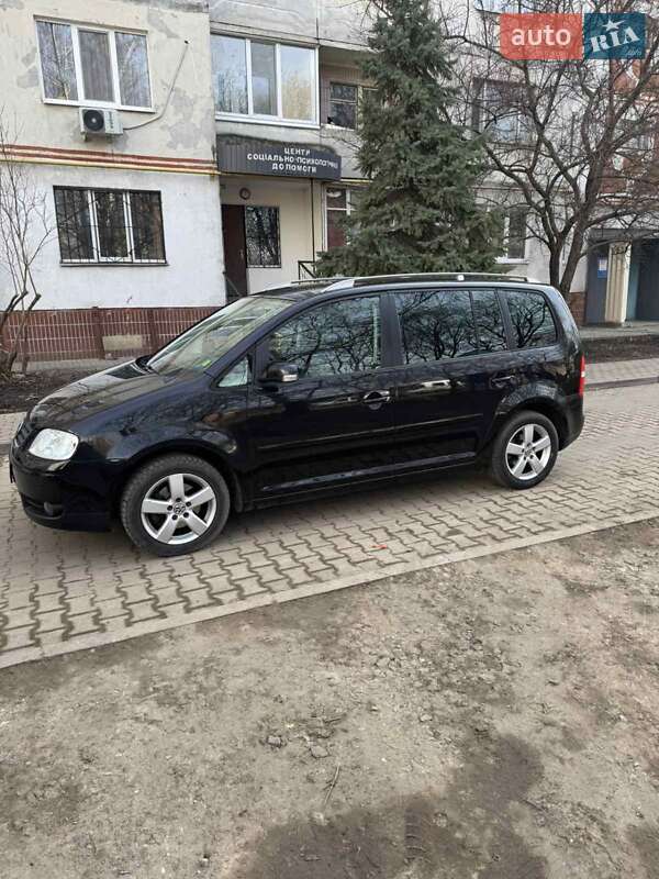 Volkswagen Touran (2006)