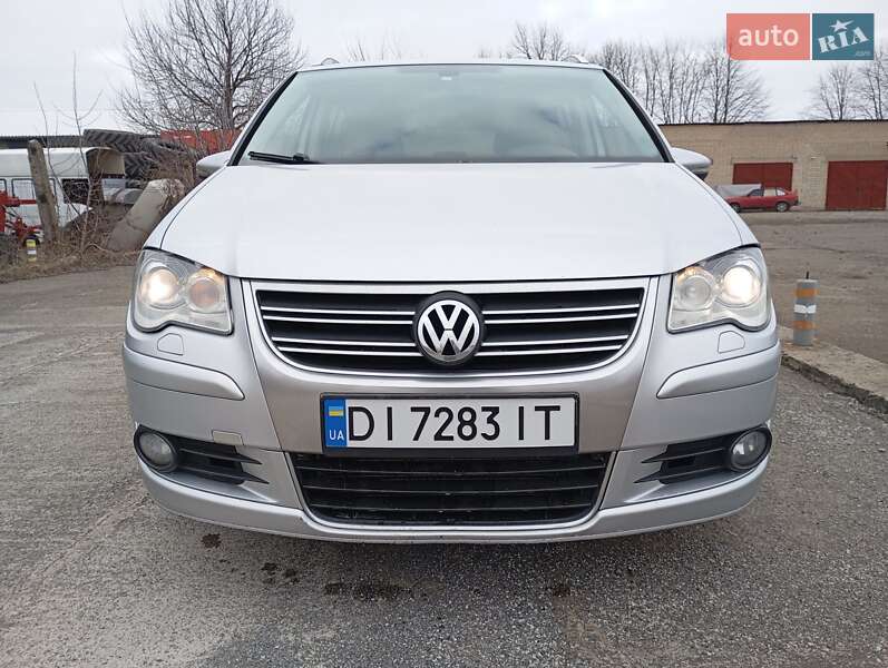 Volkswagen Touran (2009)