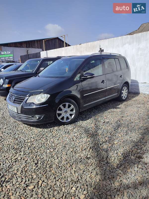 Volkswagen Touran (2009)