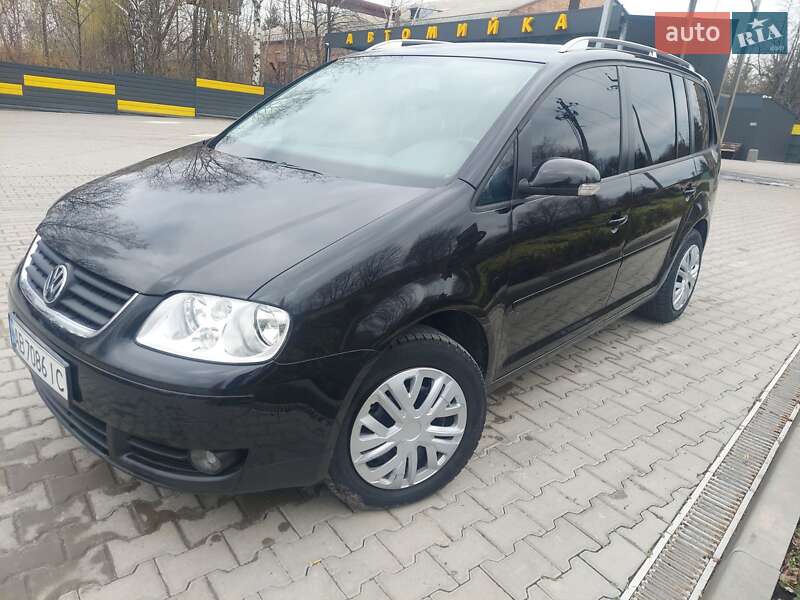 Volkswagen Touran (2005)
