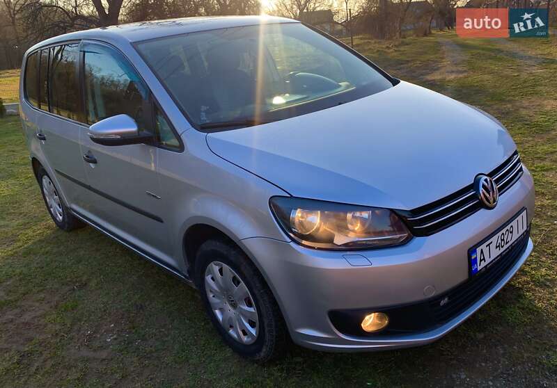 Volkswagen Touran (2012)