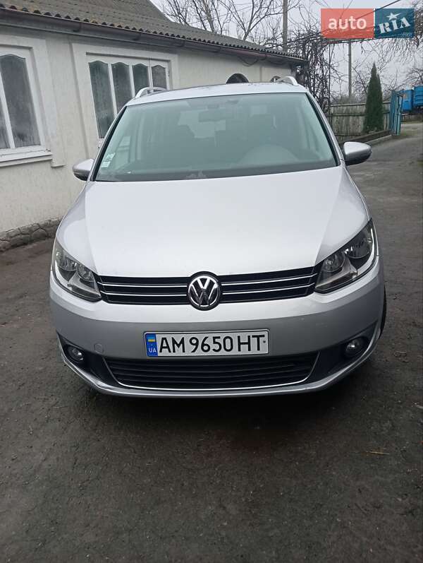 Volkswagen Touran (2011)