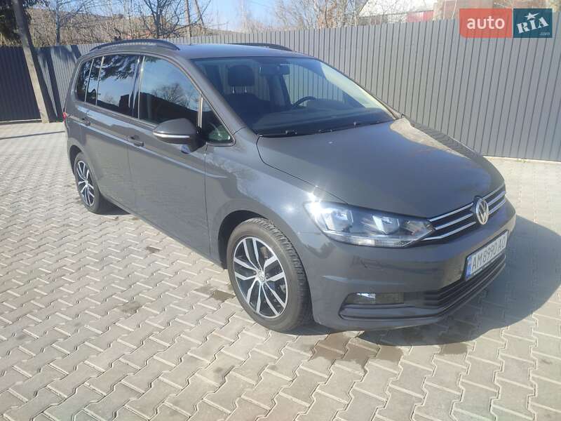 Volkswagen Touran (2018)