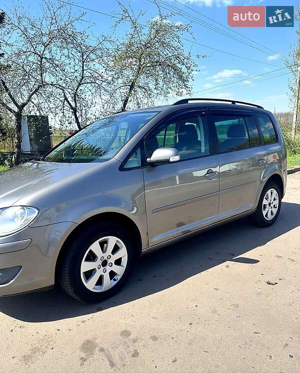 Volkswagen Touran (2007)