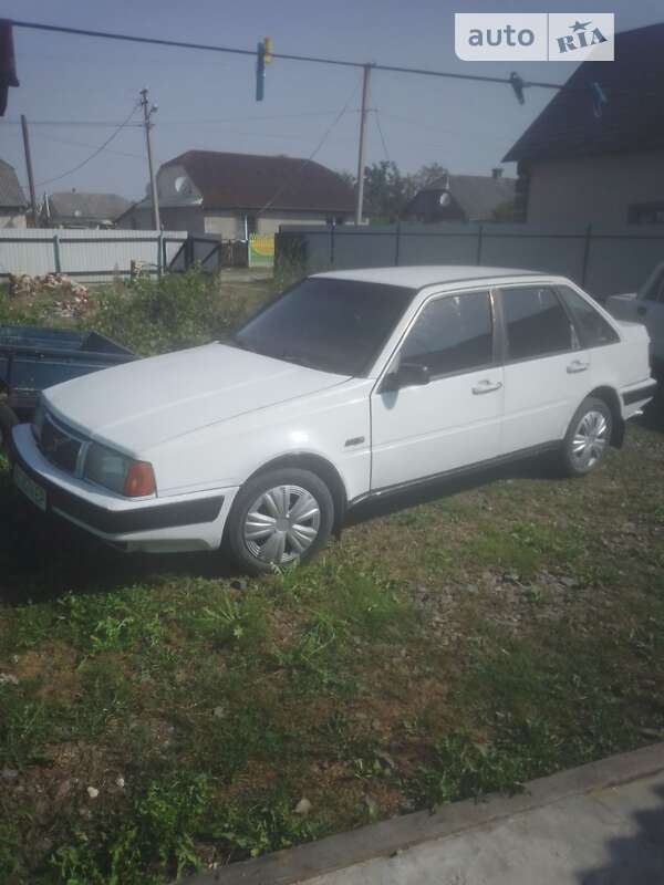 Volvo 440 (1992)