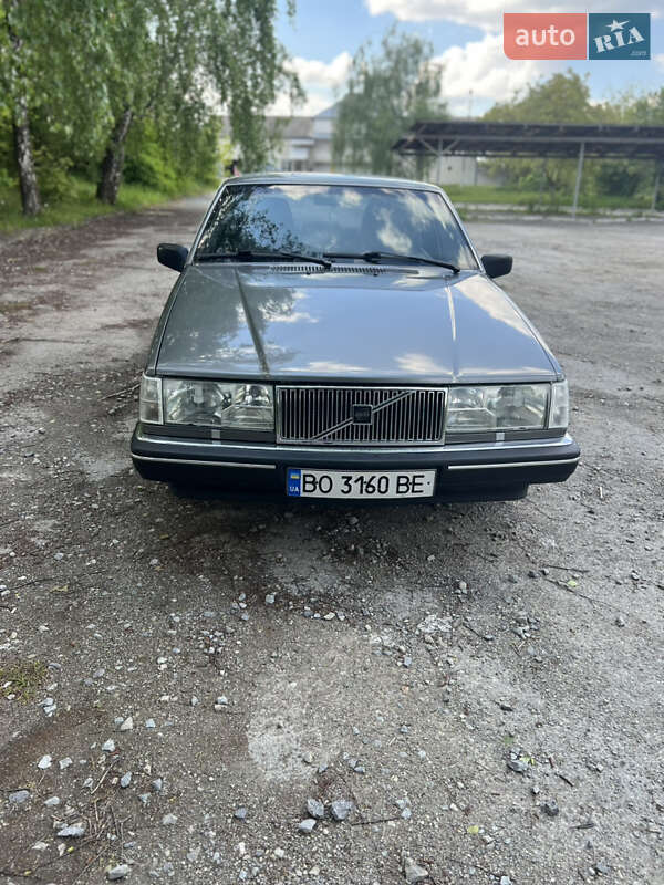 Volvo 740 (1990)