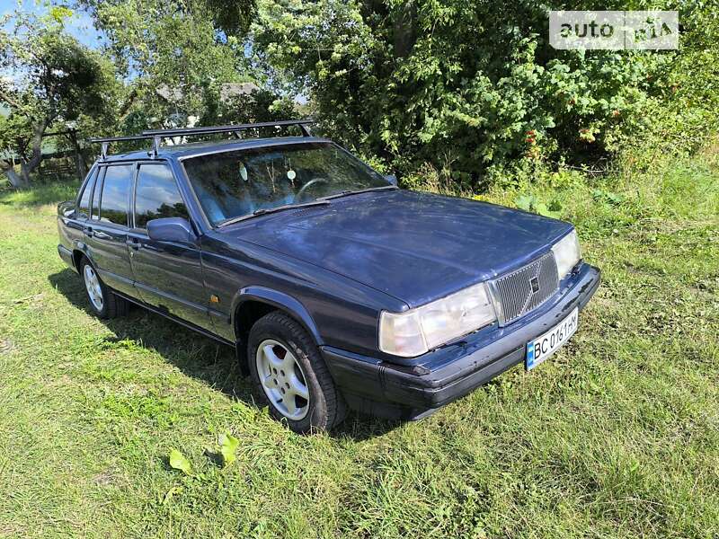 Volvo 940 (1992)