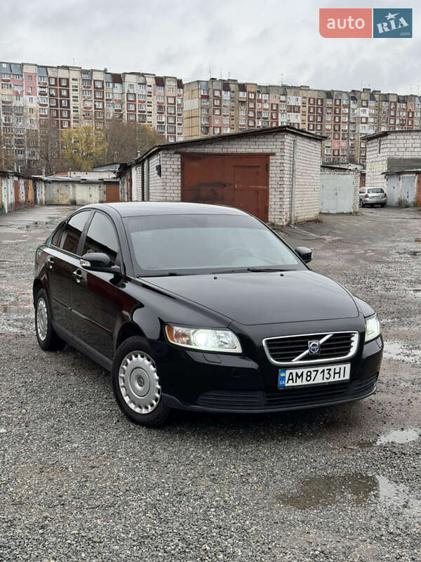 Volvo S40 (2008)
