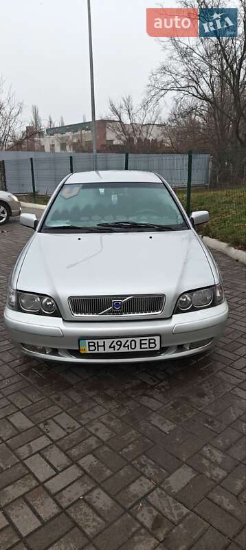 Volvo S40 (2002)