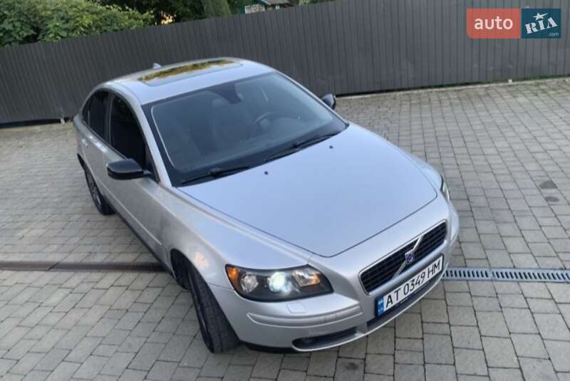 Volvo S40 (2005)