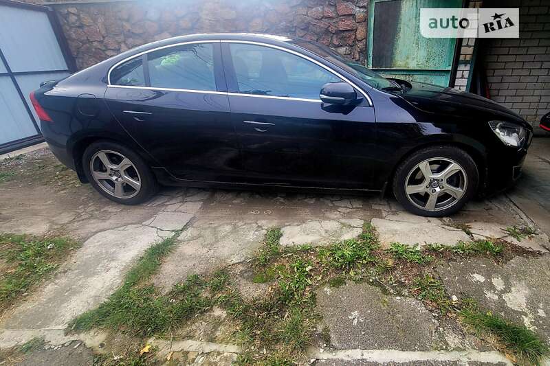Volvo S60 (2010)