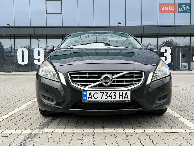 Volvo S60 (2010)