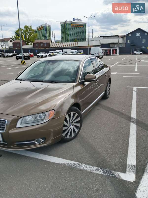 Volvo S80 (2012)