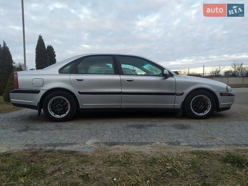 Volvo S80 (1999)