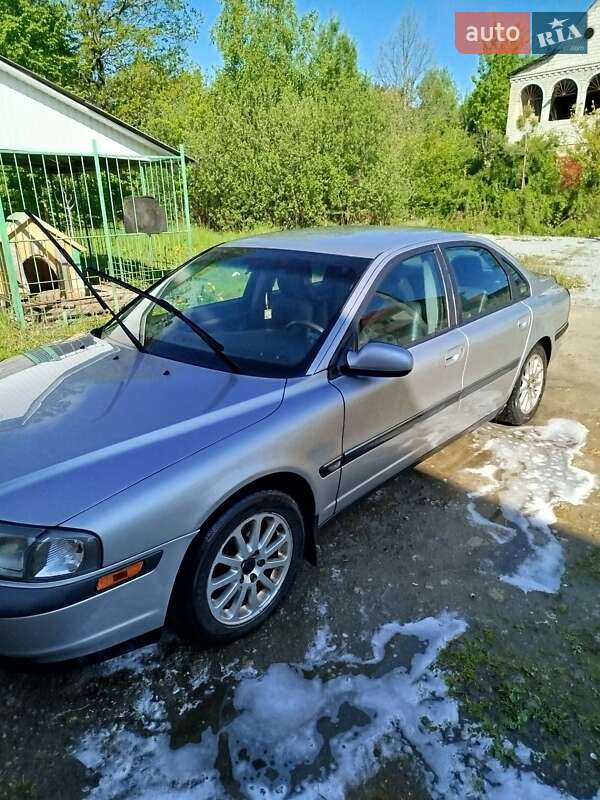 Volvo S80 (2000)