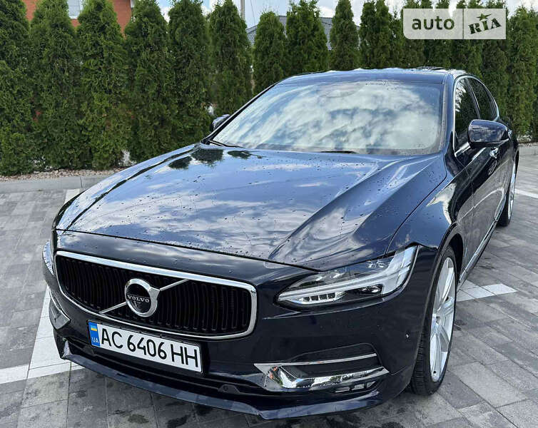 Volvo S90 (2018)