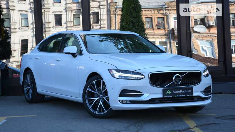 Volvo S90 (2018)