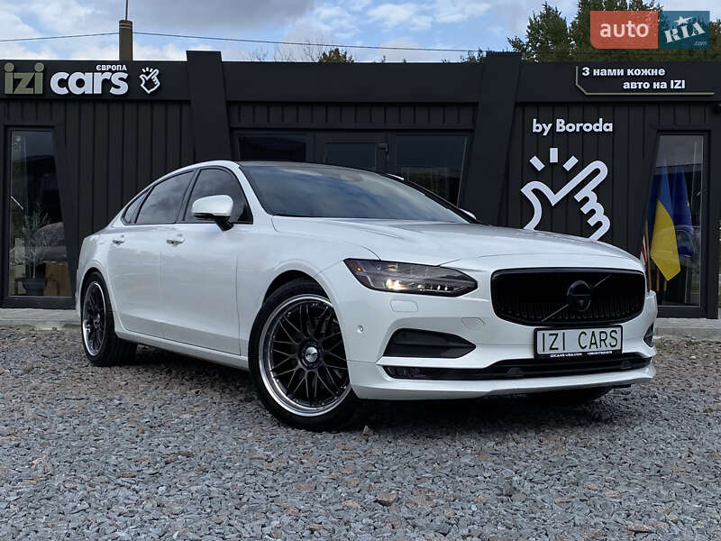 Volvo S90 (2017)