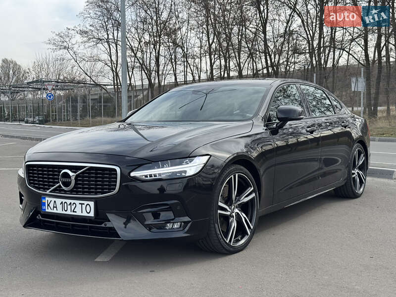 Volvo S90 (2019)