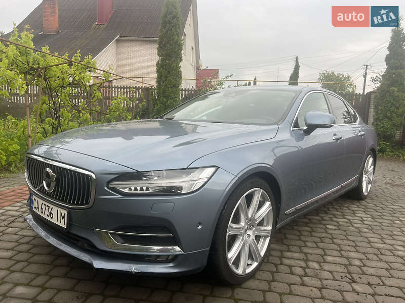 Volvo S90 (2016)