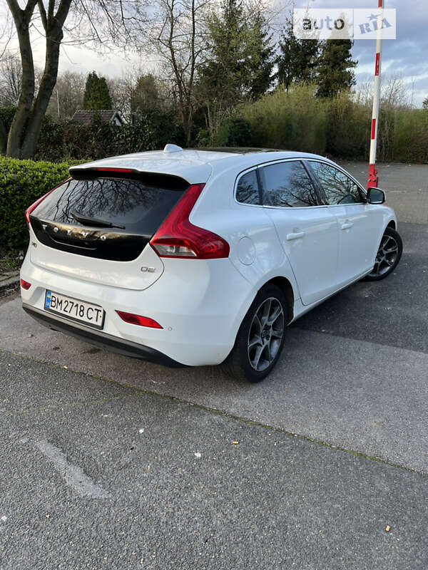 Volvo V40 (2013)