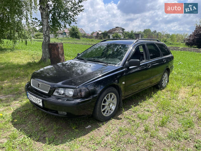 Volvo V40 (2003)
