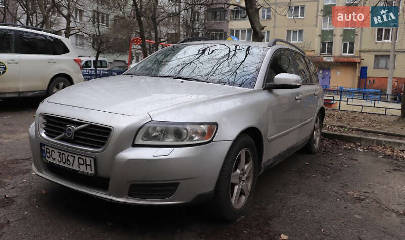 Volvo V50 (2008)