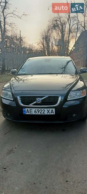 Volvo V50 (2009)