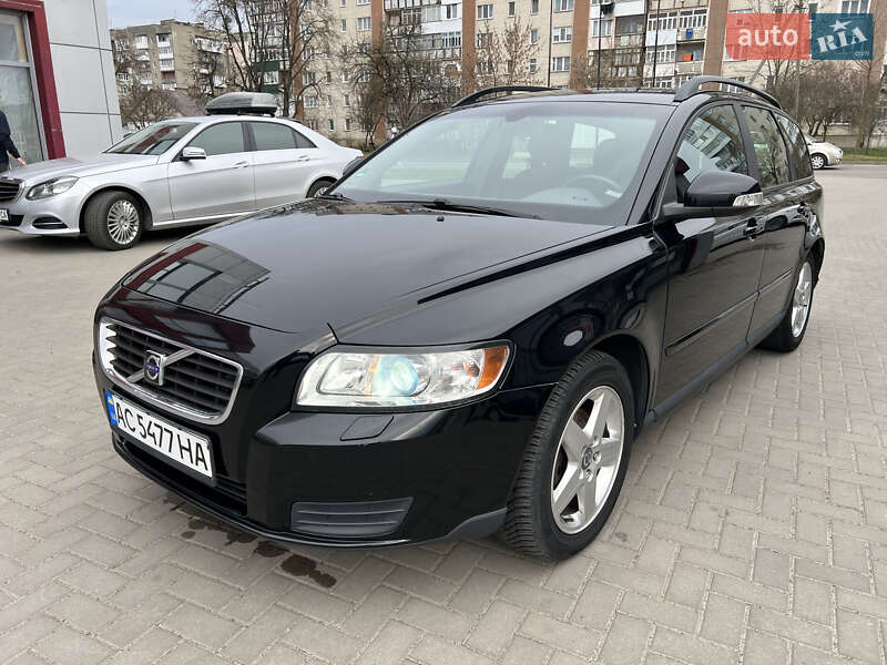 Volvo V50 (2009)