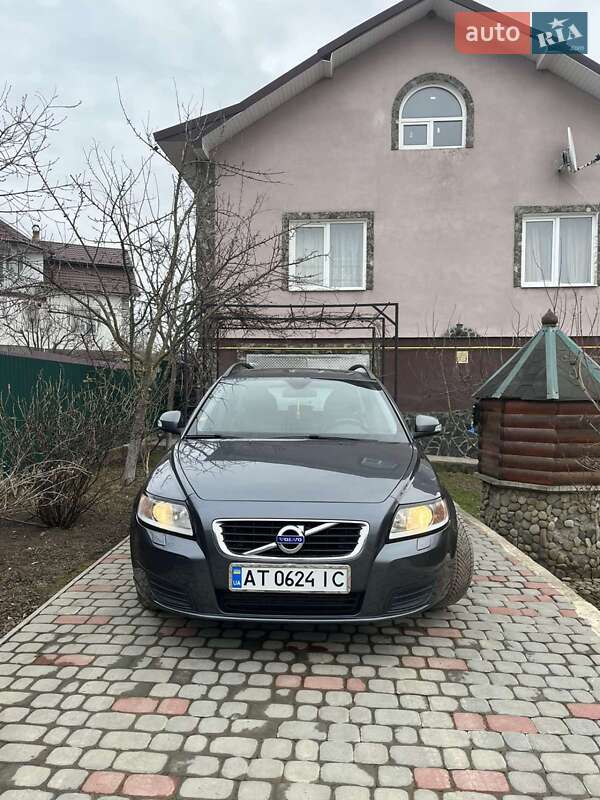 Volvo V50 (2011)