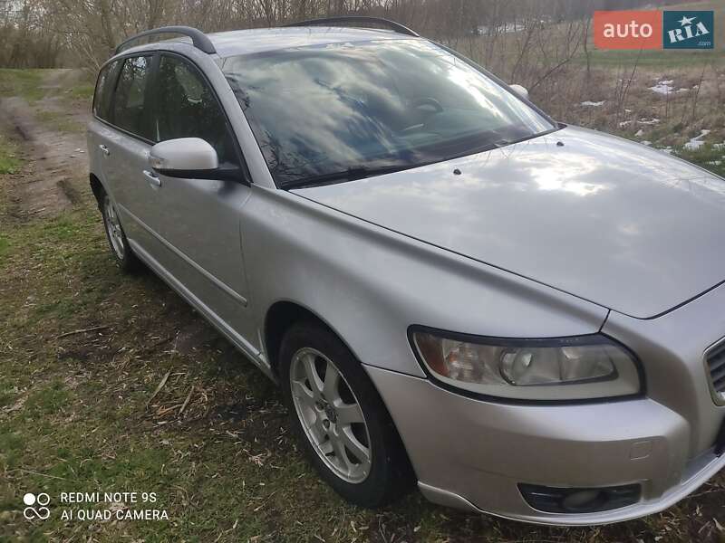 Volvo V50 (2008)