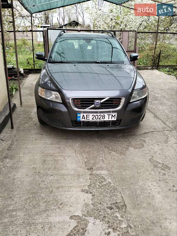 Volvo V50 (2008)