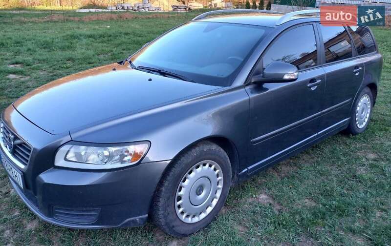 Volvo V50 (2012)