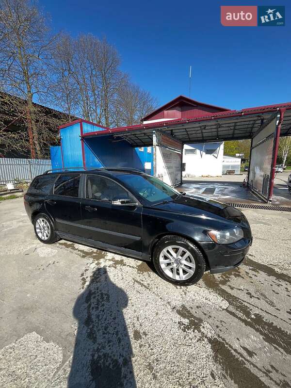 Volvo V50 (2006)