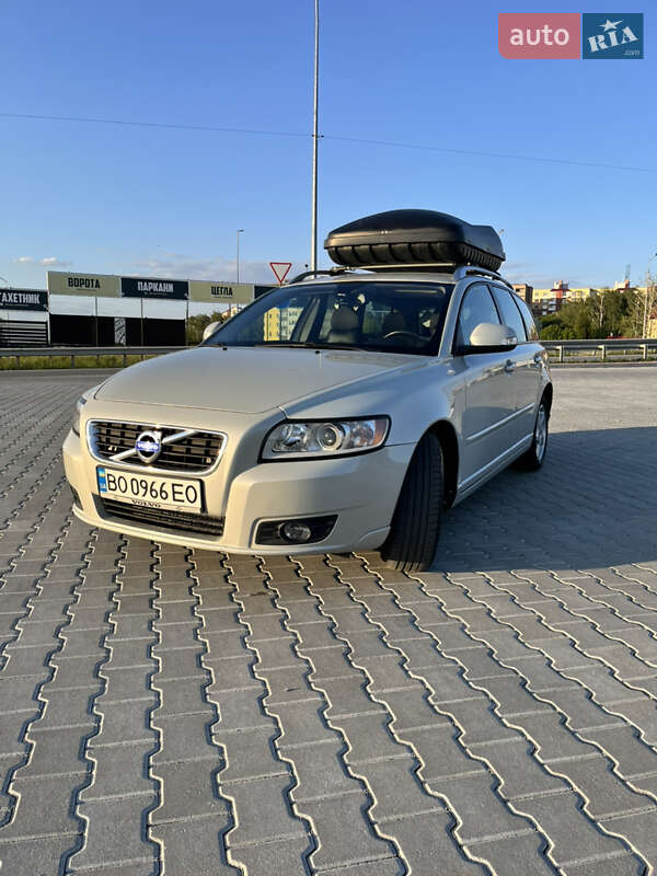 Volvo V50 (2012)