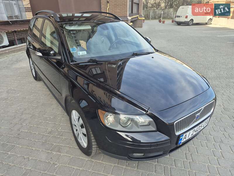 Volvo V50 (2006)