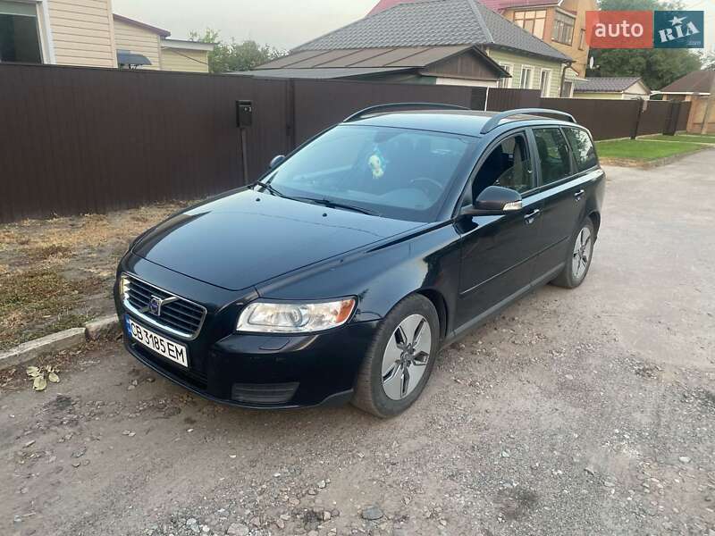 Volvo V50 (2010)