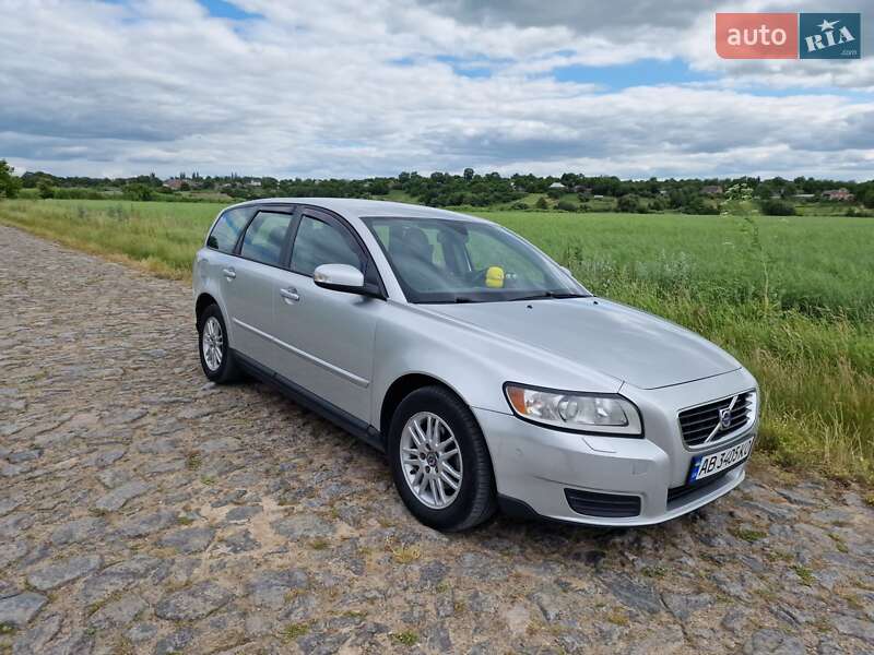 Volvo V50 (2008)