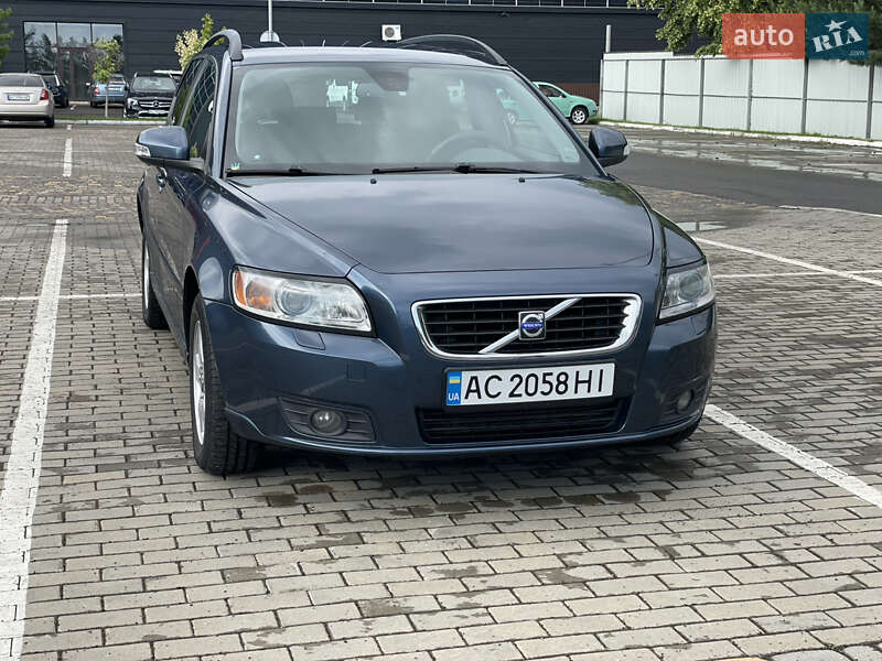 Volvo V50 (2009)