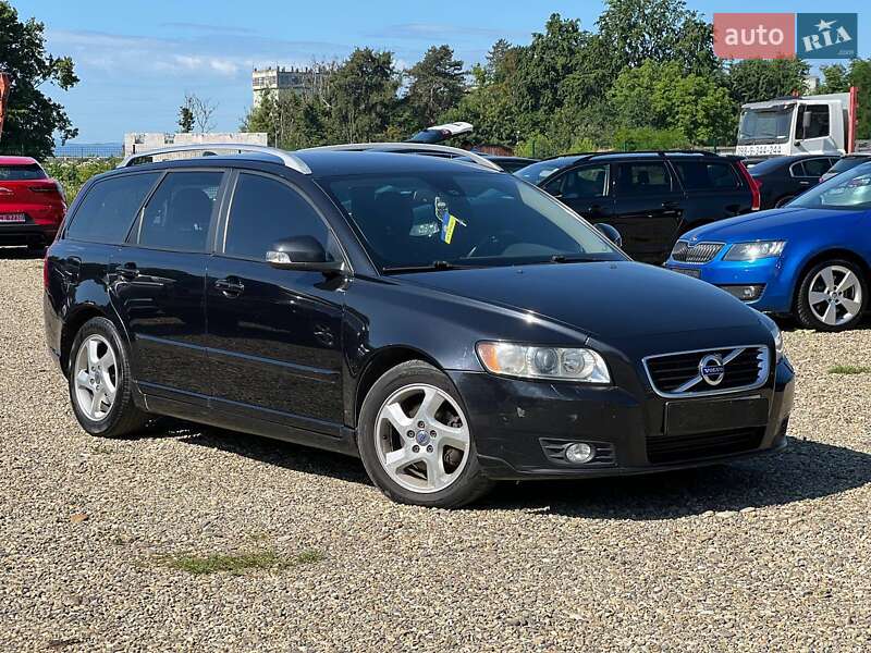 Volvo V50 (2012)