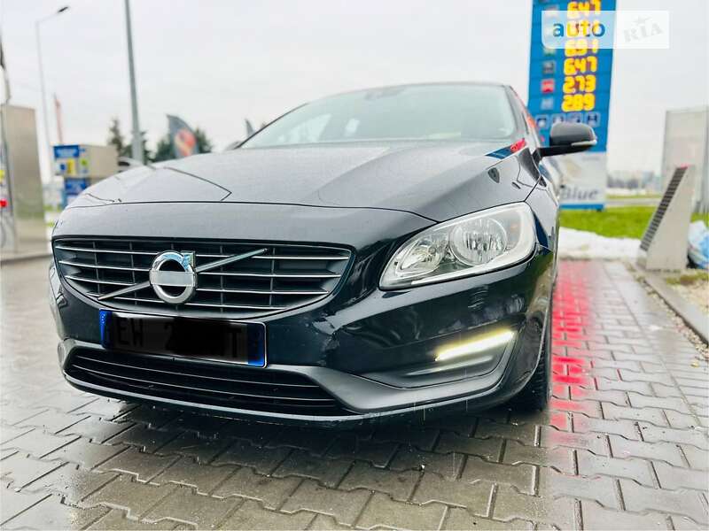 Volvo V60 (2014)