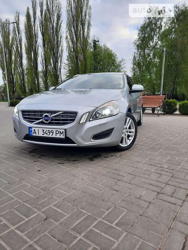 Volvo V60 (2012)