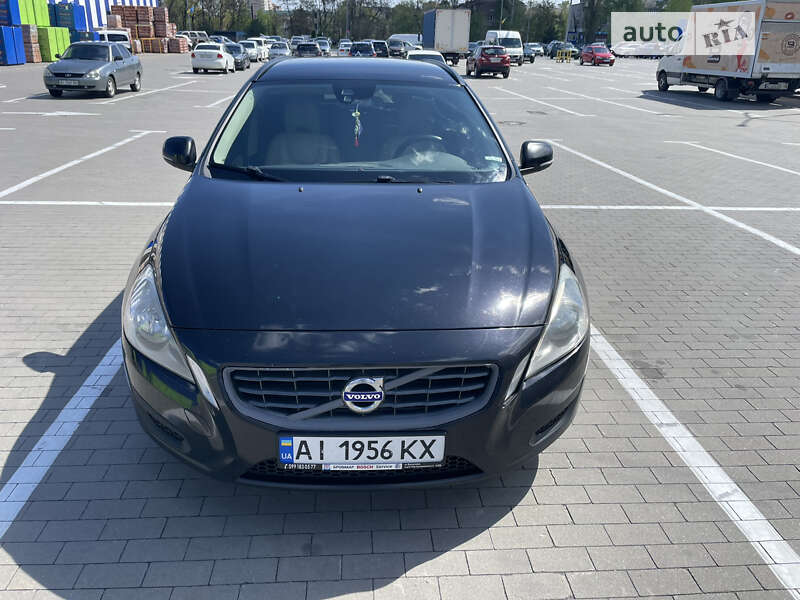 Volvo V60 (2012)