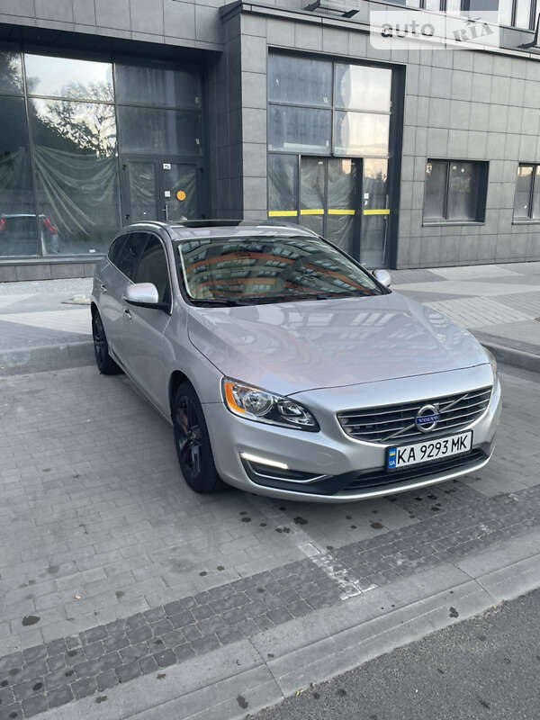Volvo V60 (2014)