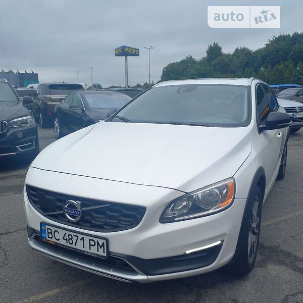 Volvo V60 (2015)