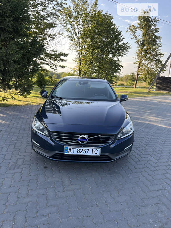 Volvo V60 (2014)