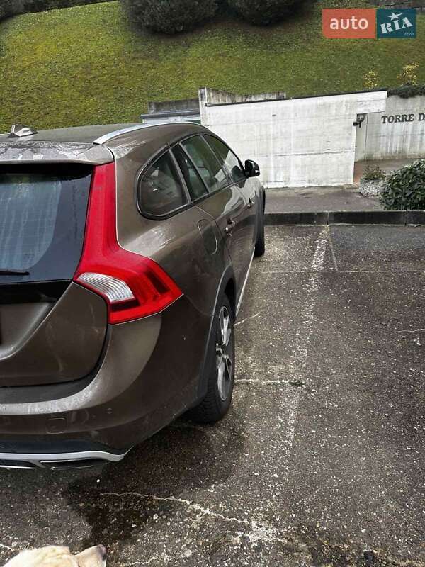 Volvo V60 (2017)