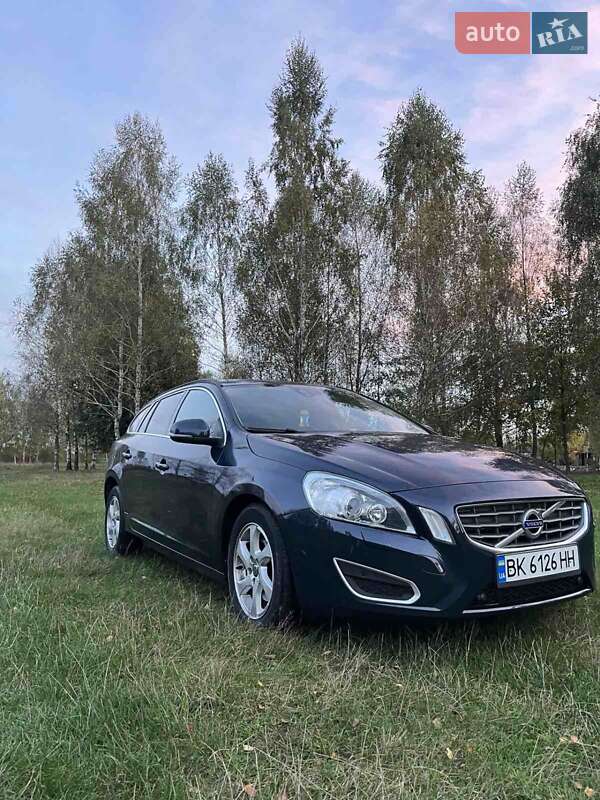 Volvo V60 (2011)